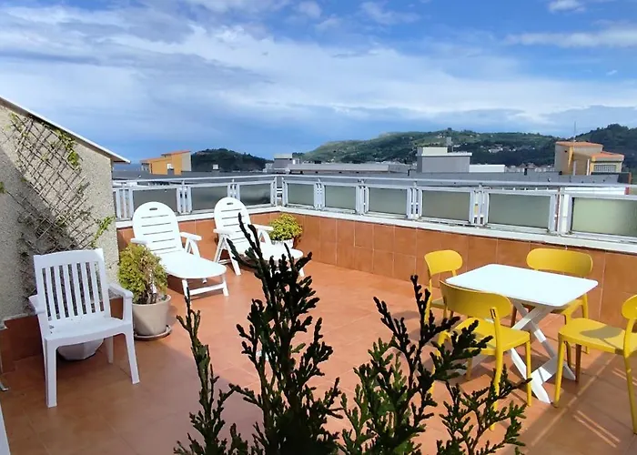 Coqueto Atico Con Espectacular Terraza *