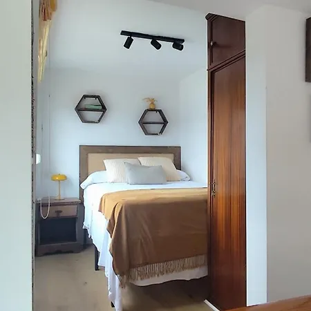 Coqueto Atico Con Espectacular Terraza شقة